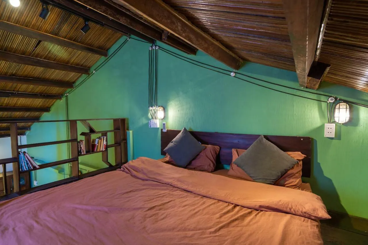 Little Nap Homestay Хойан 0*,