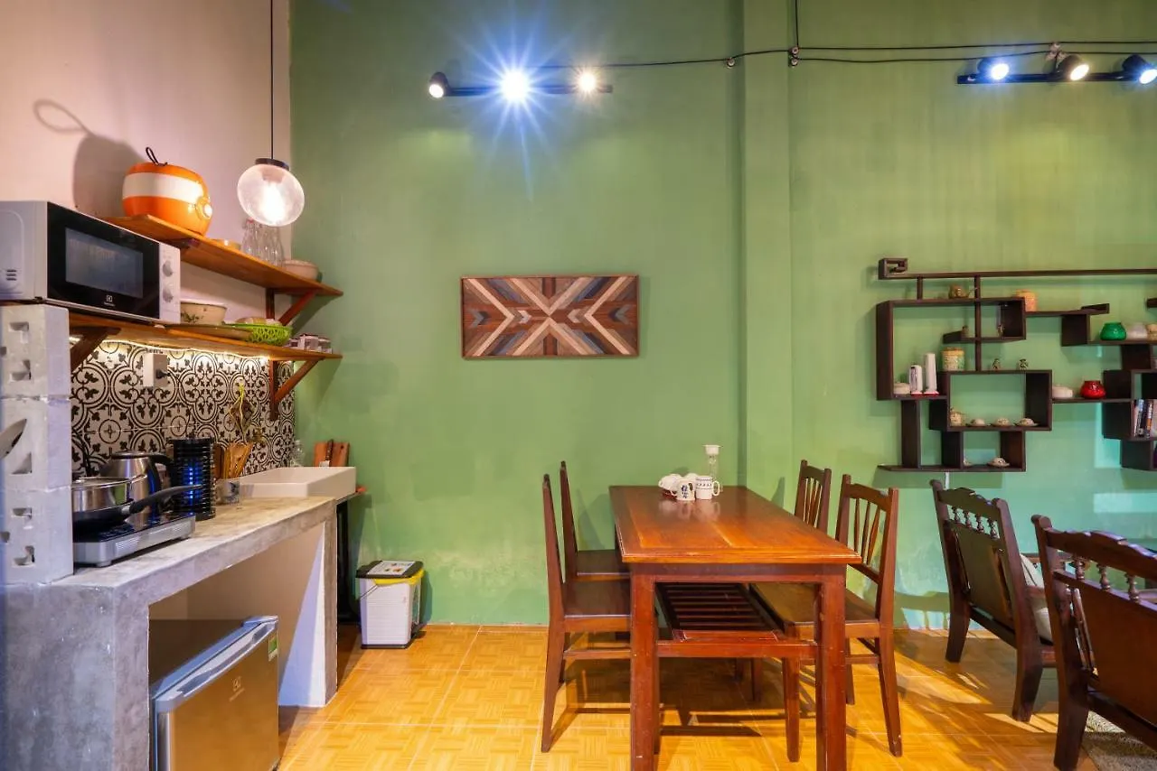 Little Nap Homestay Хойан