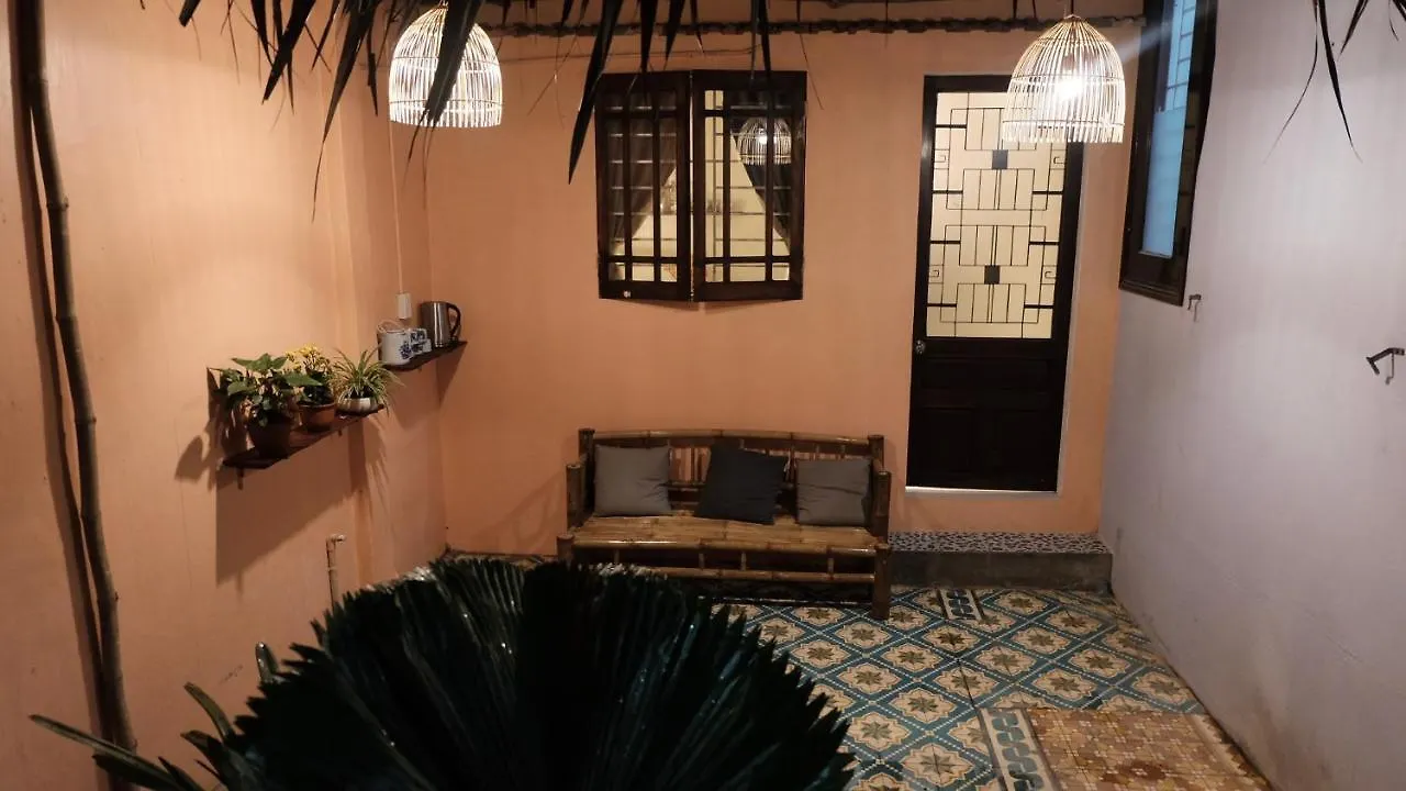 Little Nap Homestay Хойан